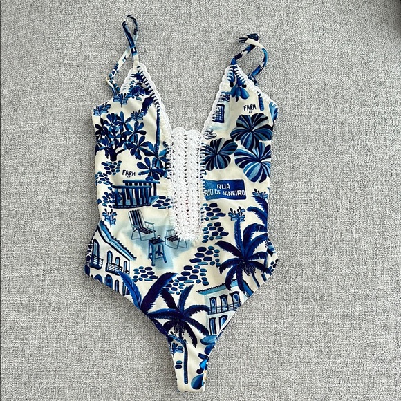 Farm Rio blue and cream pattern one piece swimsuit Medium - Picture 1 of 3